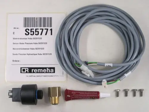 Wasserdruckfühler von Remeha mit Anschlussstecker, Messanschluss, Montageschrauben und roter Dichtungsmasse auf hellem Untergrund.